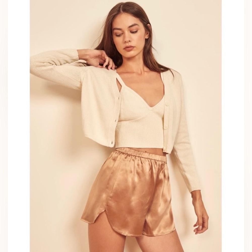 Reformation Nero Silk Shorts Size XS -$138 in Buff, worn once!